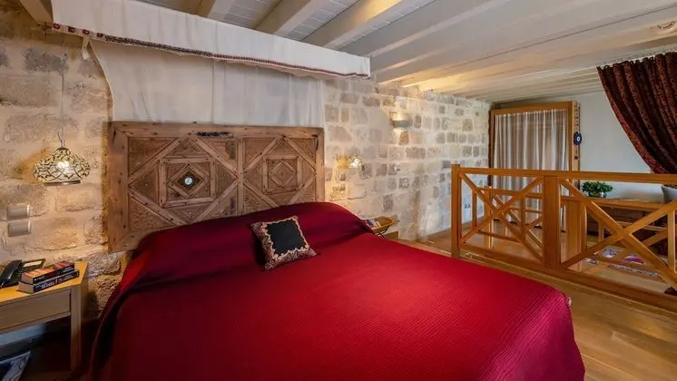 Grand Süit (IRINI)