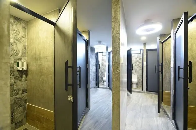 Dorm 6 Shared Bathroom