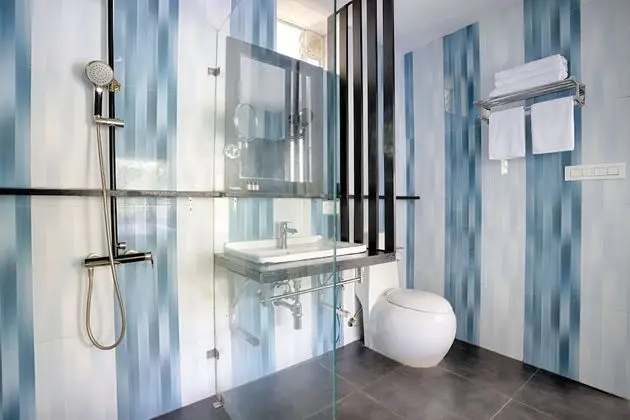 Signature Oda, Balkon