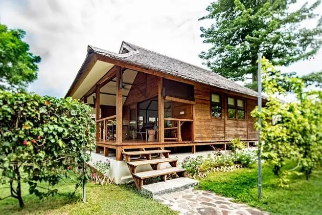 Beachfront Villa Kecil