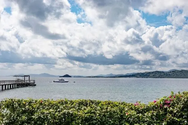 Beachfront Villa Kecil