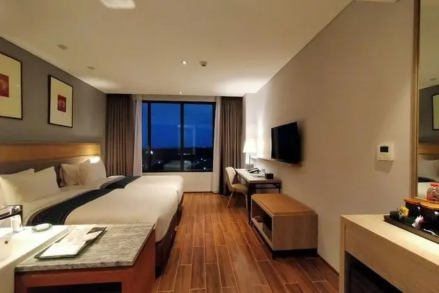Deluxe Tek Büyük veya İki Ayrı Yataklı Oda
