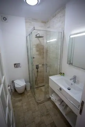 Çift Kişilik, Şehir Manzaralı