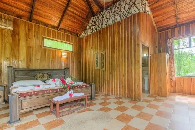 Premium Ecolodge