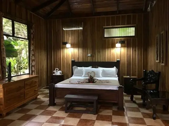 Superior Ecolodge