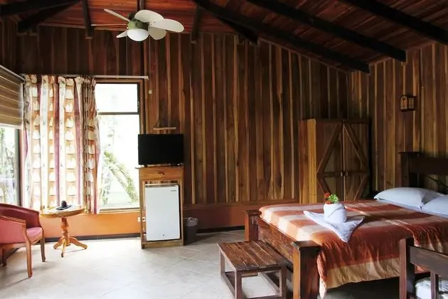Superior Ecolodge