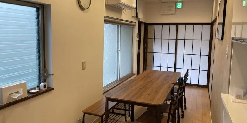 Ev (Entire Guest House)