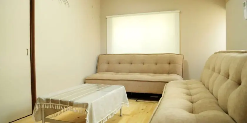 Ev (Entire Guest House)