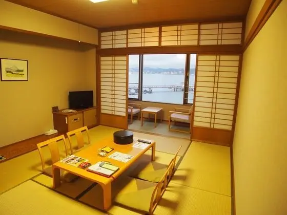 Traditional Oda, Sigara İçilmez, Ortak Banyo (Japanese Style)