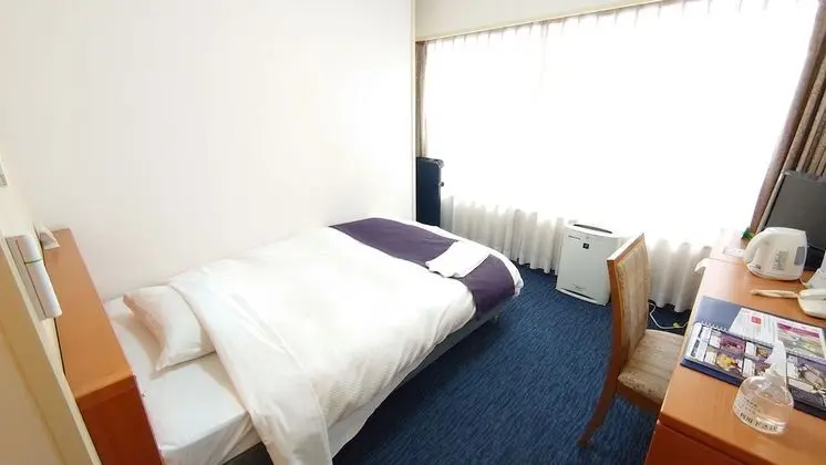 Tek Kişilik Oda, Sigara İçilmez