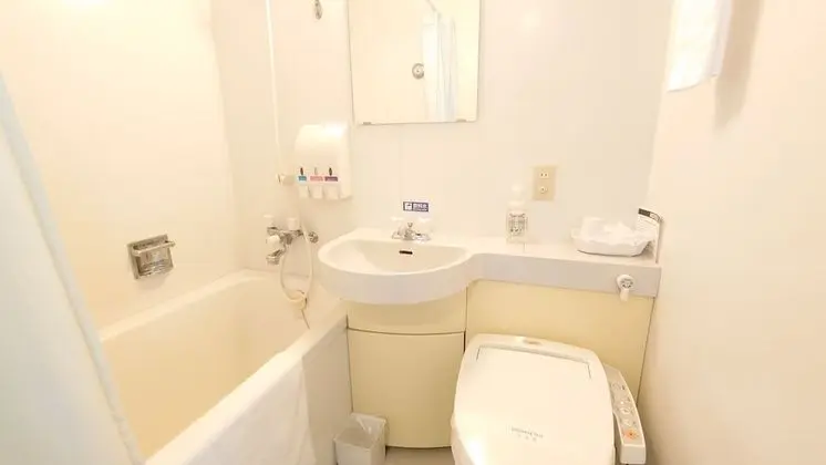 Tek Kişilik Oda, Sigara İçilmez