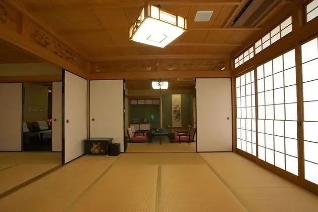 Traditional Oda (Japanese Style)