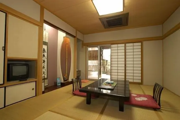 Traditional Oda (Japanese Style)