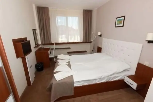 Apart Daire, 1 Yatak Odası, Bağlantılı Odalar