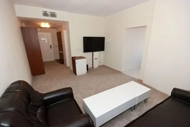 Apart Daire, 1 Yatak Odası, Bağlantılı Odalar