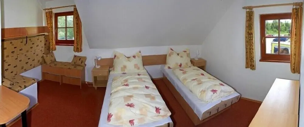 Tek Büyük Yataklı Oda