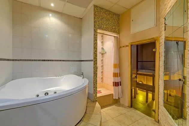 Süit, Sauna