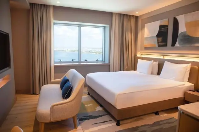 Deluxe Family Suite