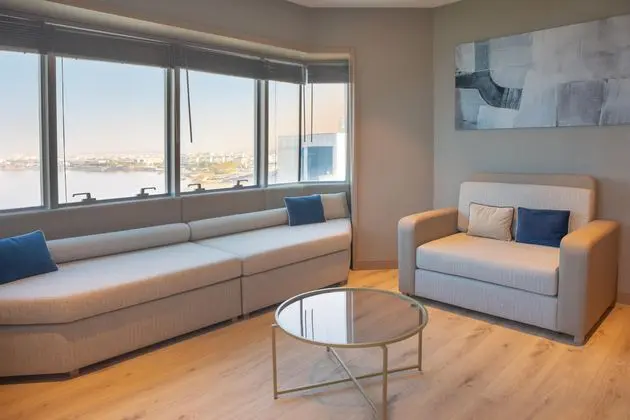 Deluxe Köşe Suite
