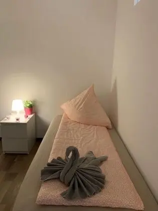 İki Ayrı Yataklı Oda, Ortak Banyo (2, incl. 15 EUR Cleaning Fee)