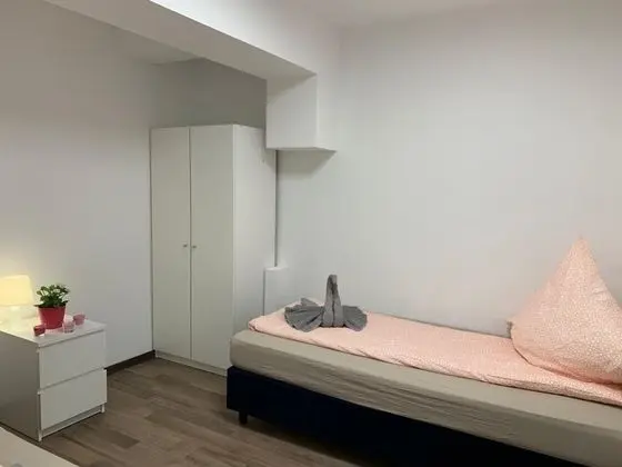 İki Ayrı Yataklı Oda, Ortak Banyo (3, incl. 15 EUR Cleaning Fee)