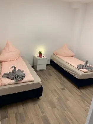 İki Ayrı Yataklı Oda, Ortak Banyo (3, incl. 15 EUR Cleaning Fee)