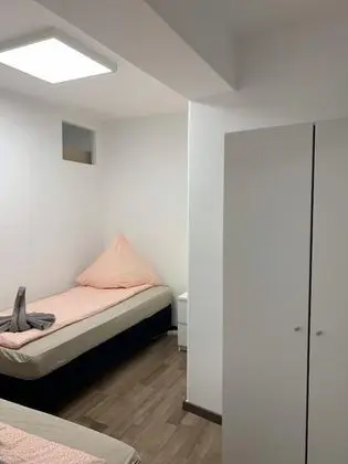 İki Ayrı Yataklı Oda, Ortak Banyo (3, incl. 15 EUR Cleaning Fee)