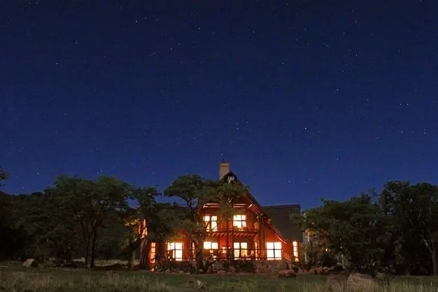 6 Sleeper Chalet