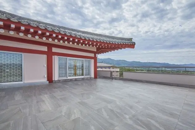 Imperial Suite 2 (Garden View)