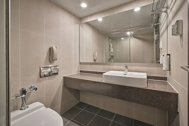 [Rubber Duck] Premier Super Twin (100" Screen)