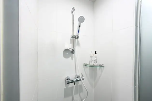 Deluxe Super Twin Room (Half Ocean View)