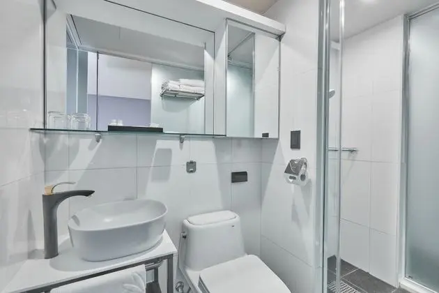 Deluxe Super Twin Room (Half Ocean View)