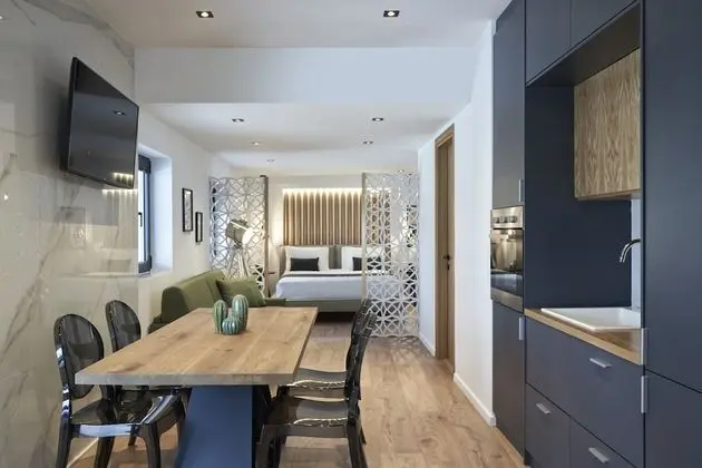 Design Süit (Lykavitos View)