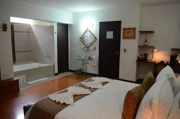 Single Suite Special