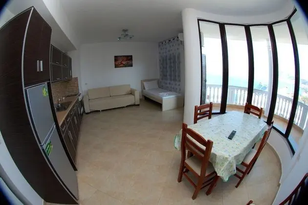 Apart Daire, Deniz Manzaralı