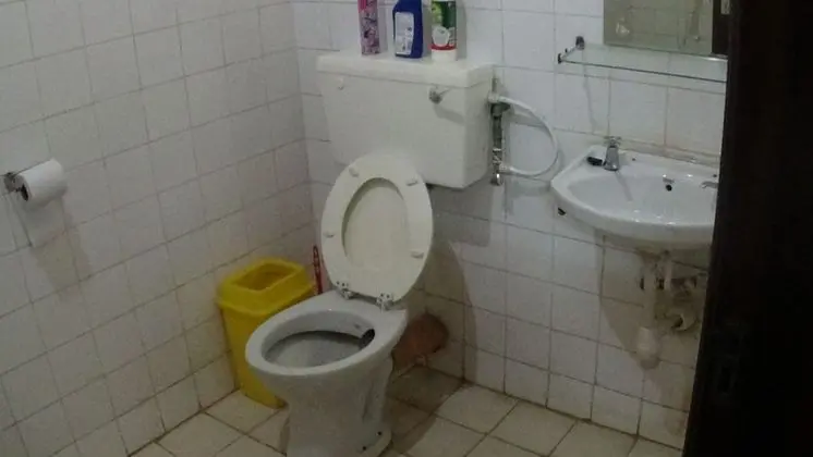 Üç Kişilik Oda
