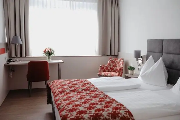 Comfort Büyük Yataklı Tek Kişilik Oda