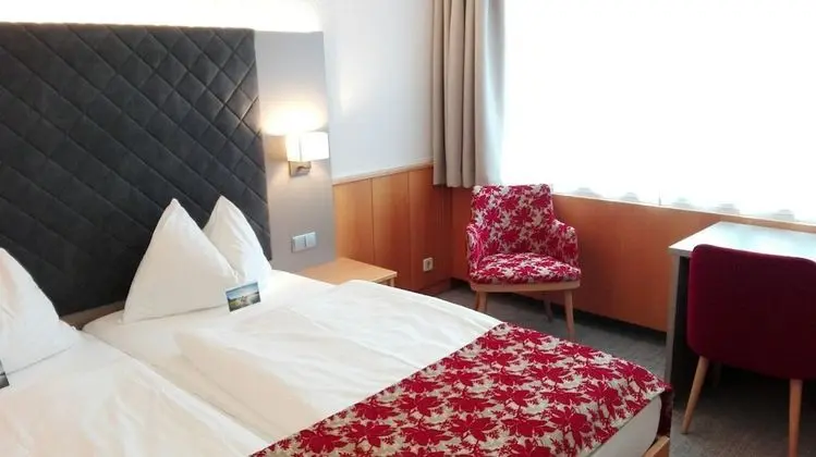 Comfort Büyük Yataklı Tek Kişilik Oda