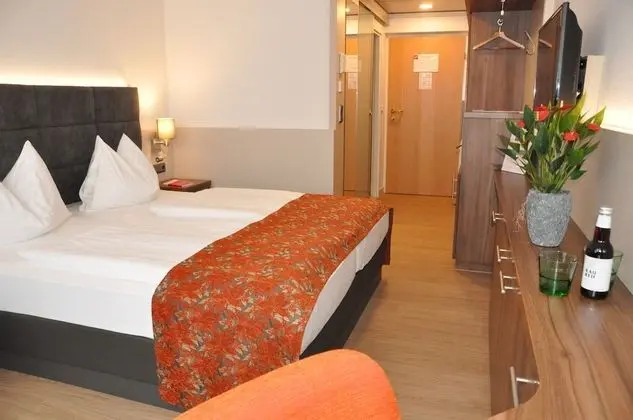 Comfort Büyük Yataklı Tek Kişilik Oda