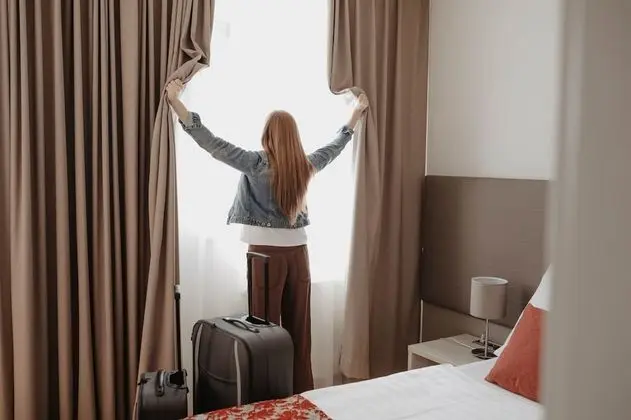 Comfort Büyük Yataklı Tek Kişilik Oda