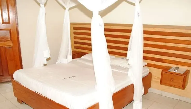 Signature Kır Evi
