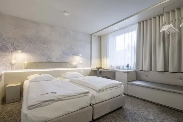 Business Tek Kişilik Oda, Sigara İçilmez (French Bedroom M)