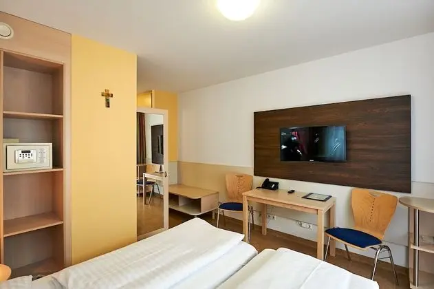 Deluxe Tek Kişilik Oda, Avlu Manzaralı