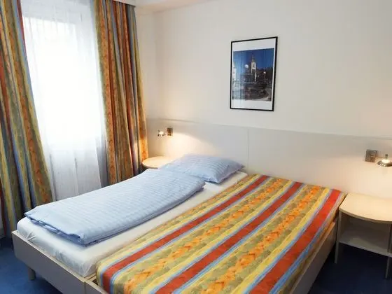 Deluxe Tek Kişilik Oda, Avlu Manzaralı