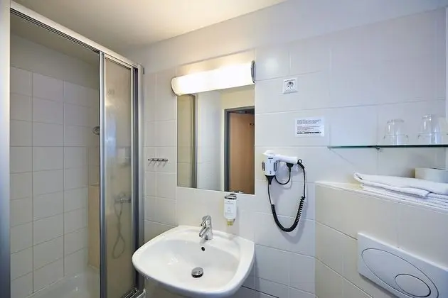 Deluxe Tek Kişilik Oda, Avlu Manzaralı