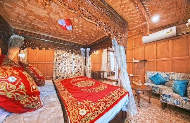 Luxury Süit