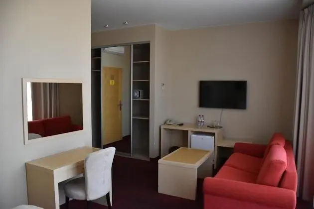 Comfort Tek Büyük veya İki Ayrı Yataklı Oda