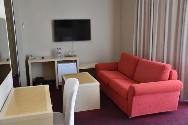 Comfort Tek Büyük veya İki Ayrı Yataklı Oda