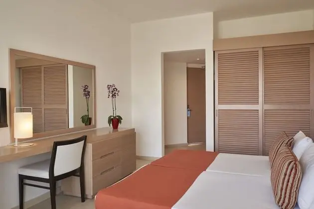 Tek Büyük Yataklı Oda, Bahçe Manzaralı