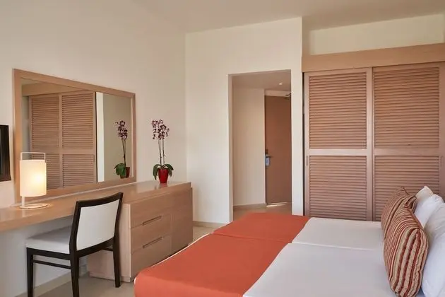 Tek Büyük Yataklı Oda, Bahçe Manzaralı
